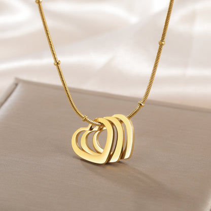 Simple Heart-Shaped Light Plate Necklace – Minimalist Elegant Pendant