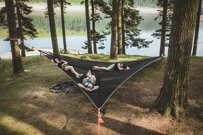 Multi-Person Triangle Hammock – 3-Point Portable Aerial Mat for Outdoor Relaxation