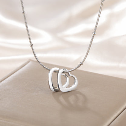 Simple Heart-Shaped Light Plate Necklace – Minimalist Elegant Pendant