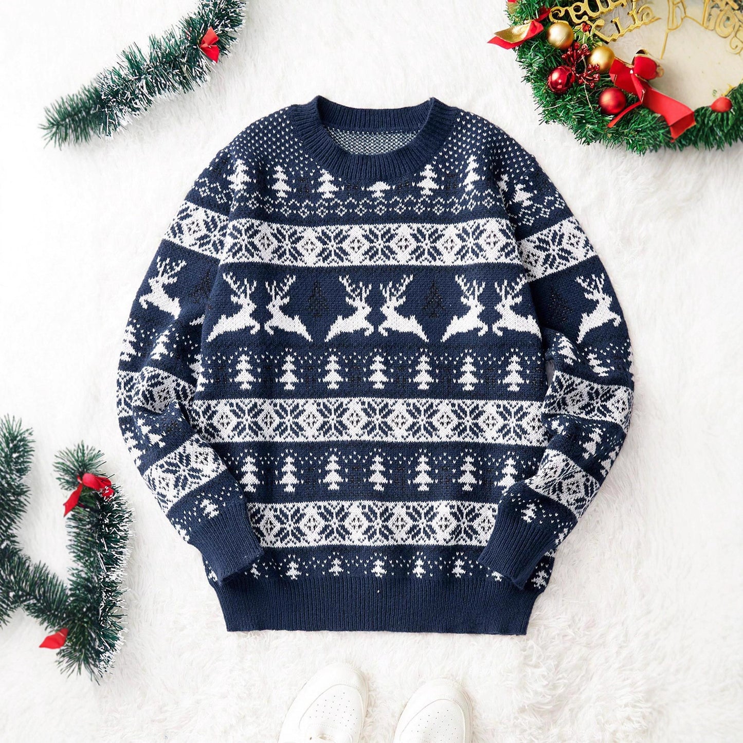 Men’s Christmas Jacquard Sweater – Round Neck Loose Fit Holiday Knitwear