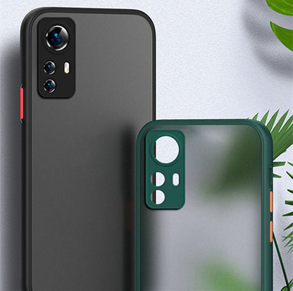 Ultra-Thin Drop-Resistant Frosted Silicone Transparent Case – Shockproof Protection with Lightweight Slim Design