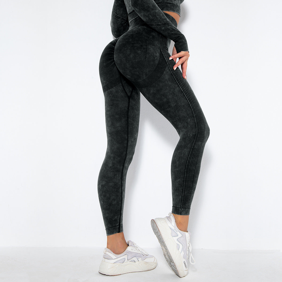 Fashion Peach Hip Wicking Yoga Pants – Stay Dry, Lift & Sculpt