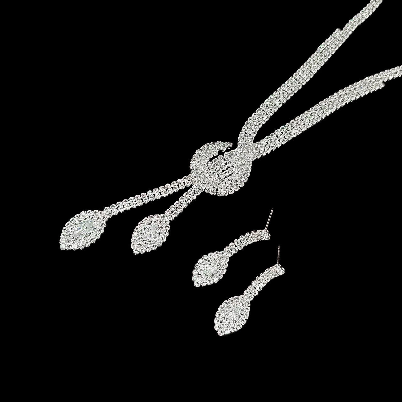 Women’s Luxury Sparkling Full-Diamond Jewelry Set – Shining Necklace & Earrings Two-Piece Collection